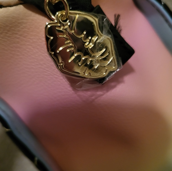 Betsey Johnson Bag - Picture 10 of 11